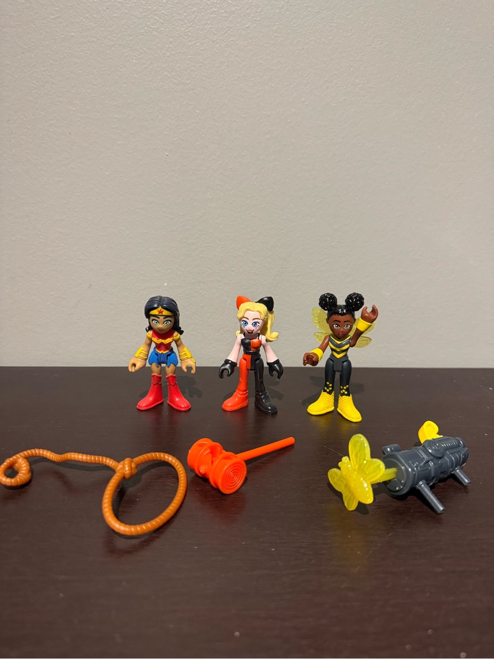 Imaginext DC Super Friends: Wonder Woman Harley Quinn Bumble Bee Action Figures